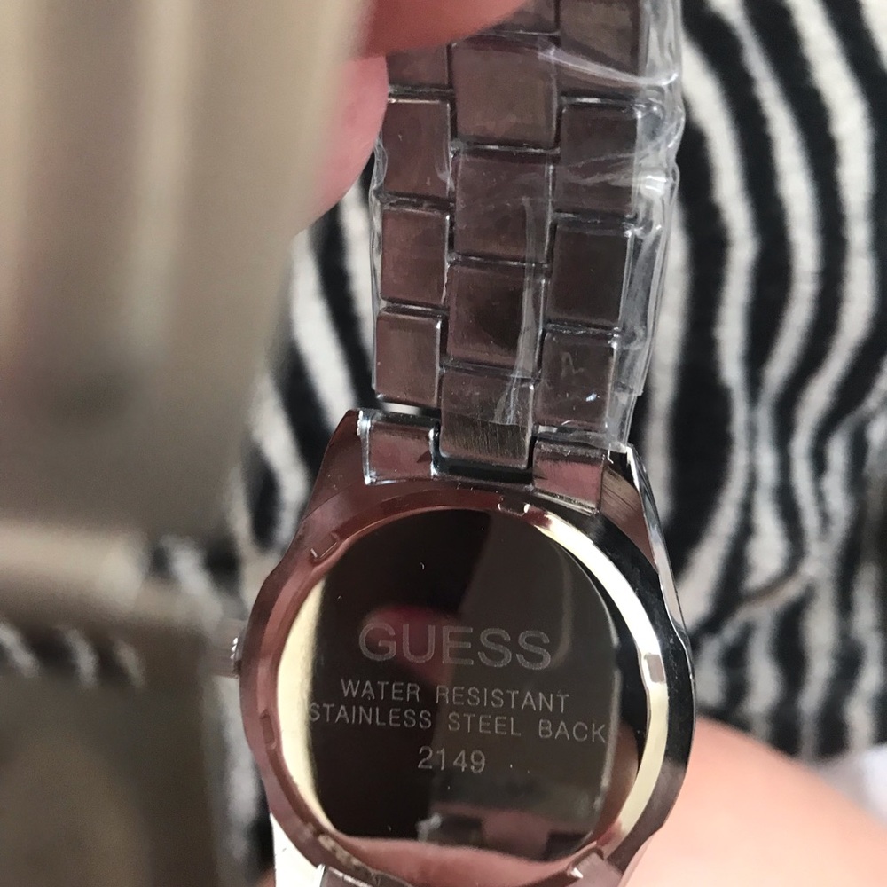 Guess Watch - Picture 6 of 8